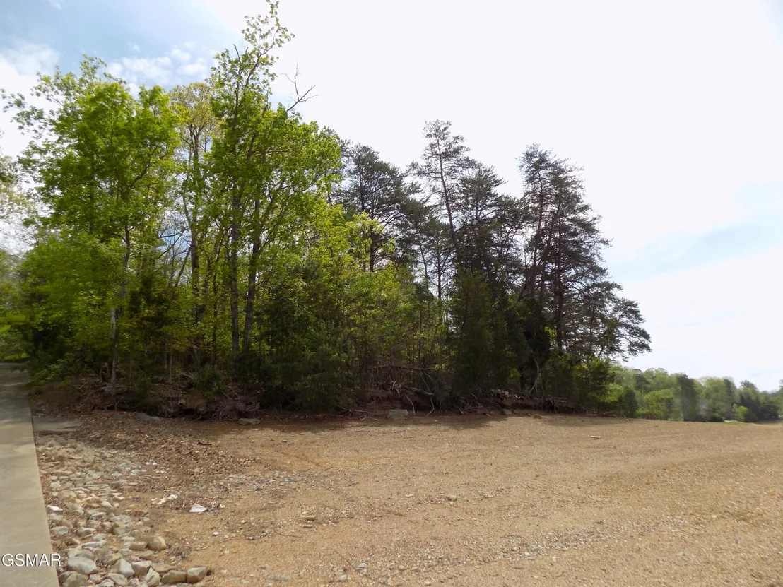 Photo of 3753 Lake Point Drive