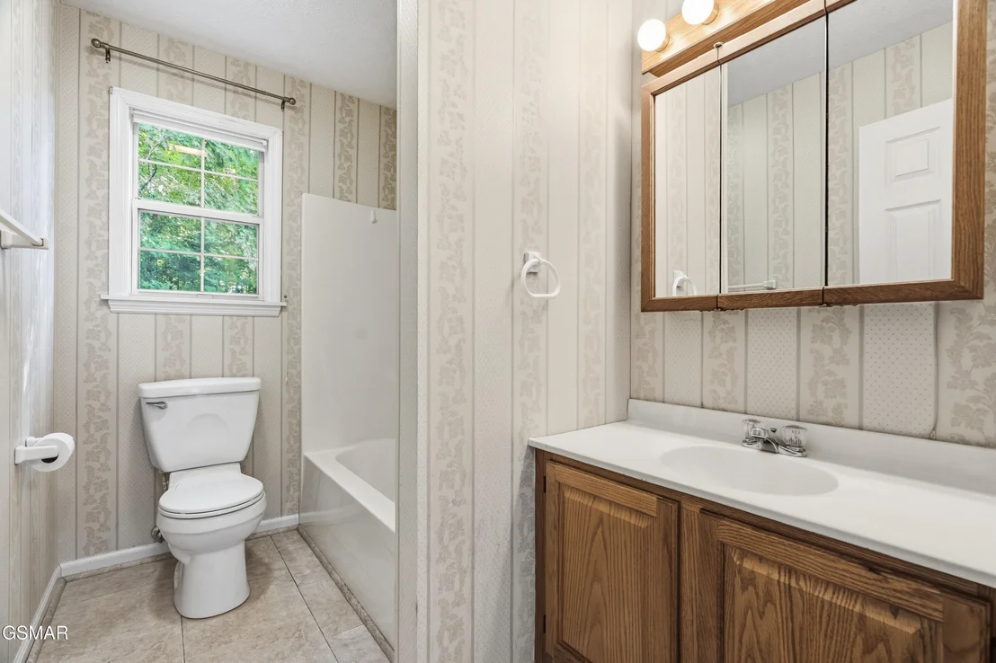 Photo of 716 Whippoorwill Circle