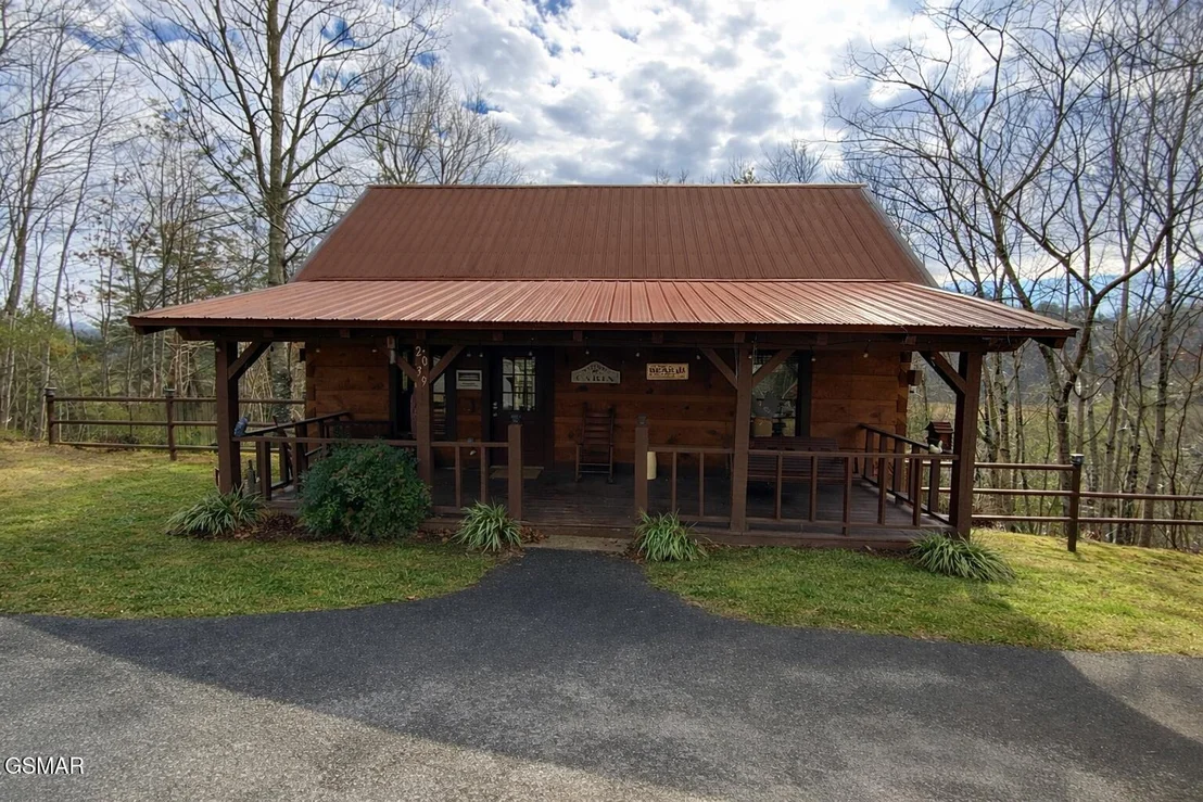 Photo of 2039 Piney Overlook Lane
