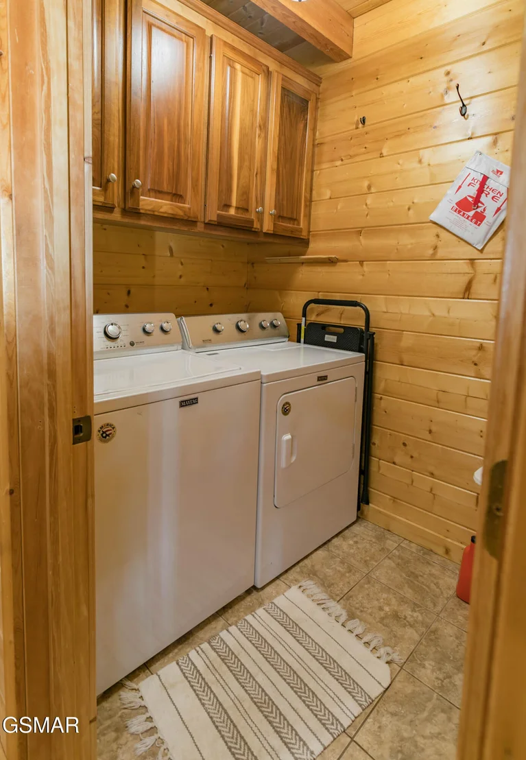 Photo of 3385 Clear Valley Drive