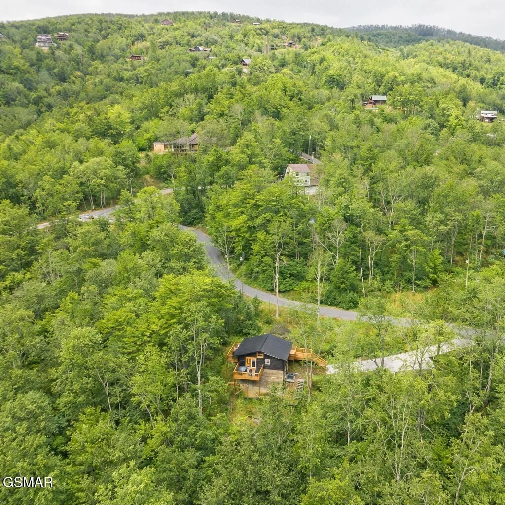 Photo of 1065 Shell Mountain Road