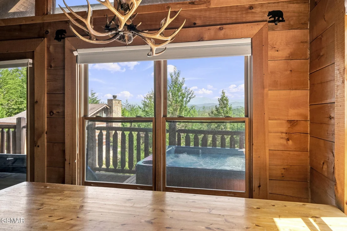 Photo of 1713 Bear View Road