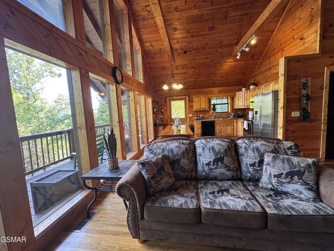 Photo of 2409 Walnut Cove Way
