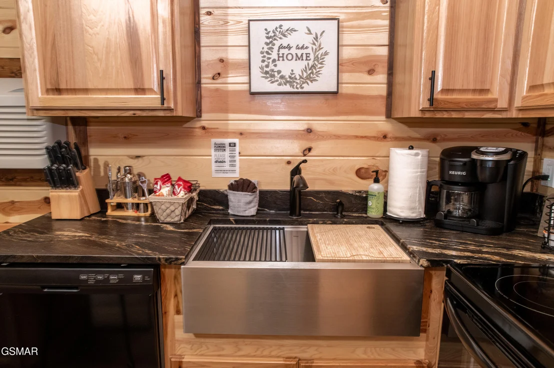 Photo of 1656 Walker Trail