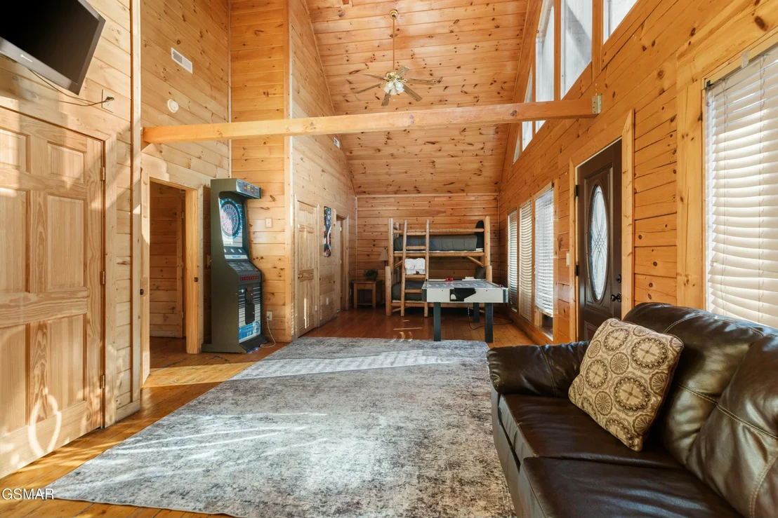 Photo of 950 Black Bear Cub Way