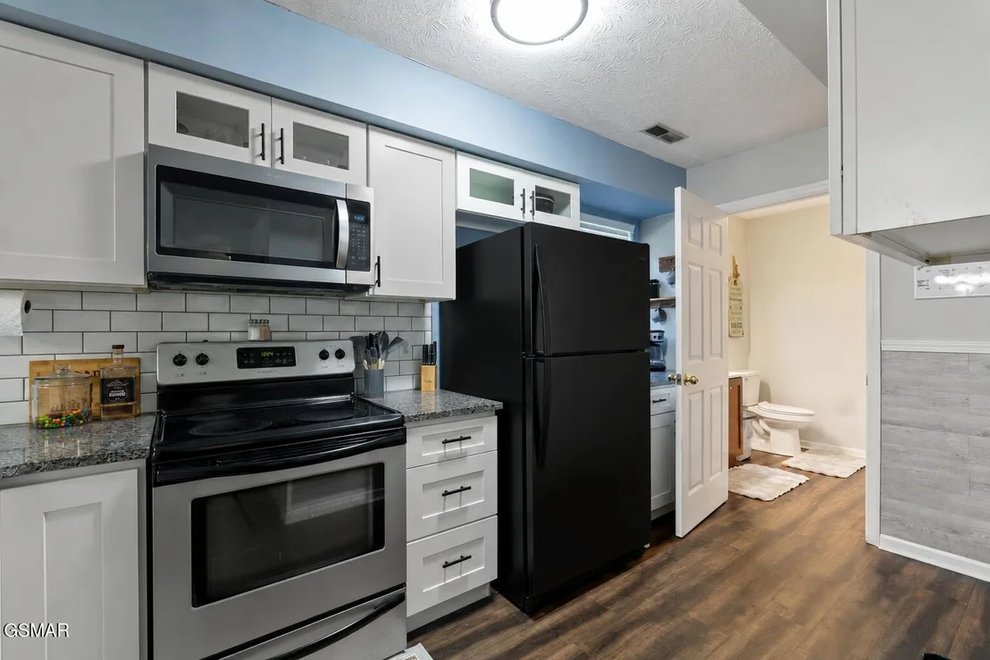 Photo of 3709 Holgate Lane