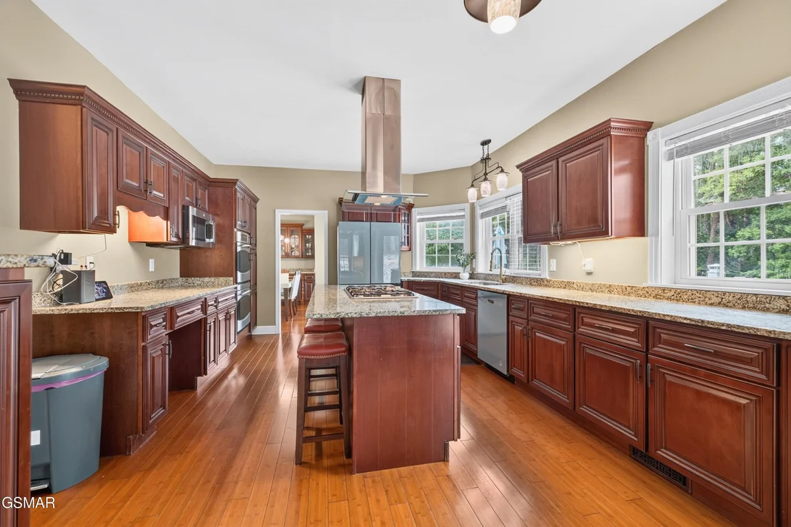 Photo of 917 Crickett Drive