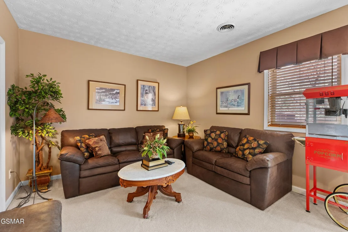 Photo of 429 Filet Lane