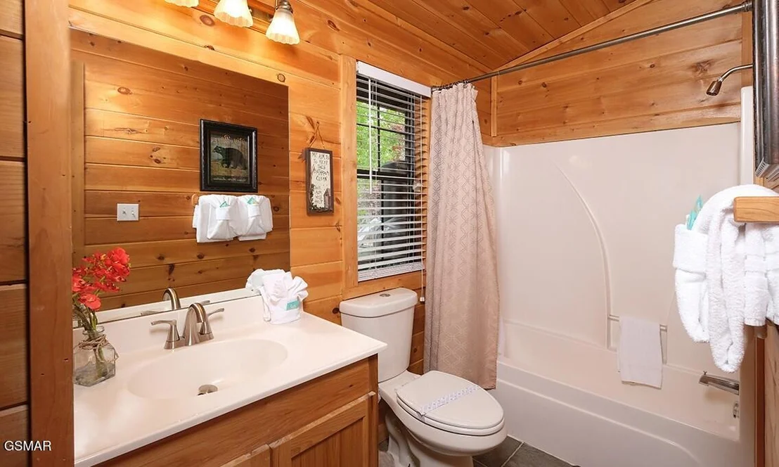 Photo of 623 Iron Mountain Road
