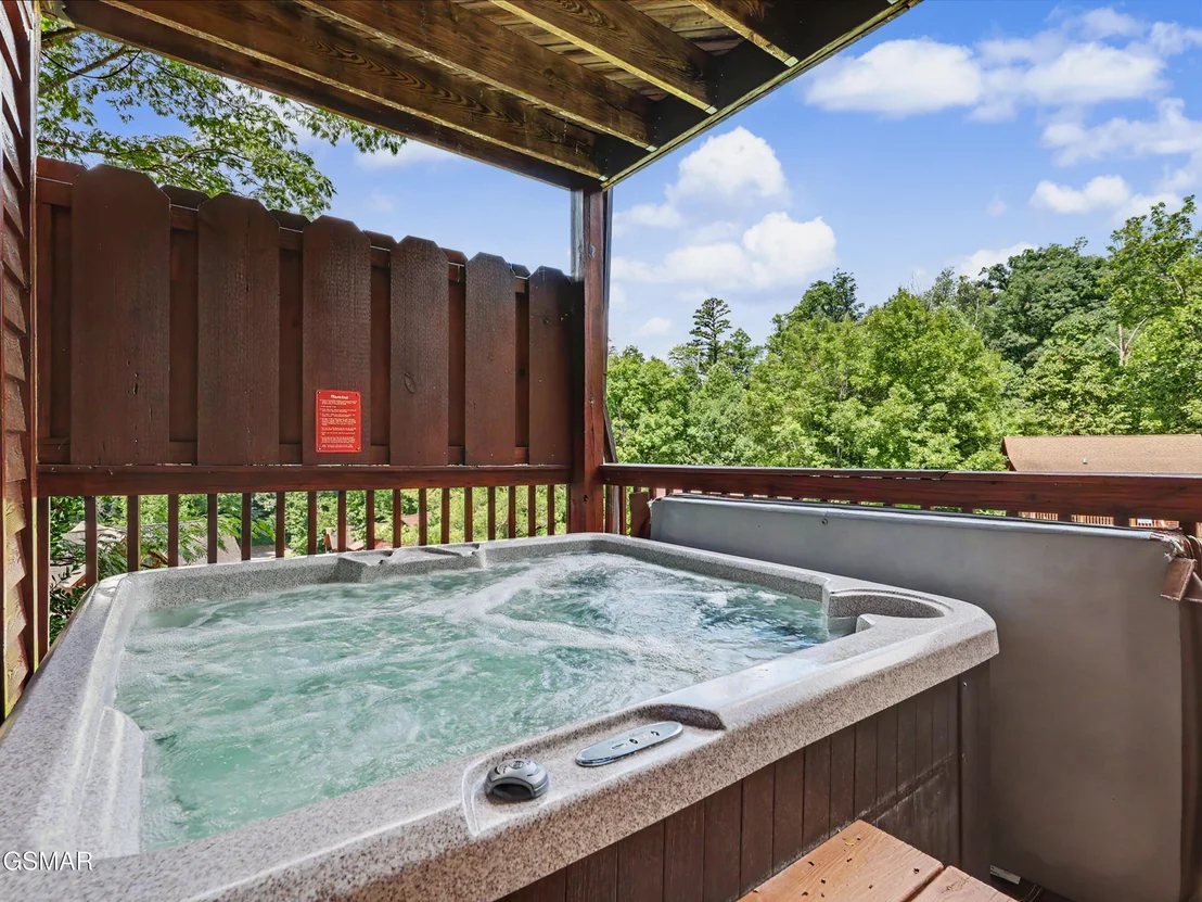 Photo of 1609 Pinewood Way