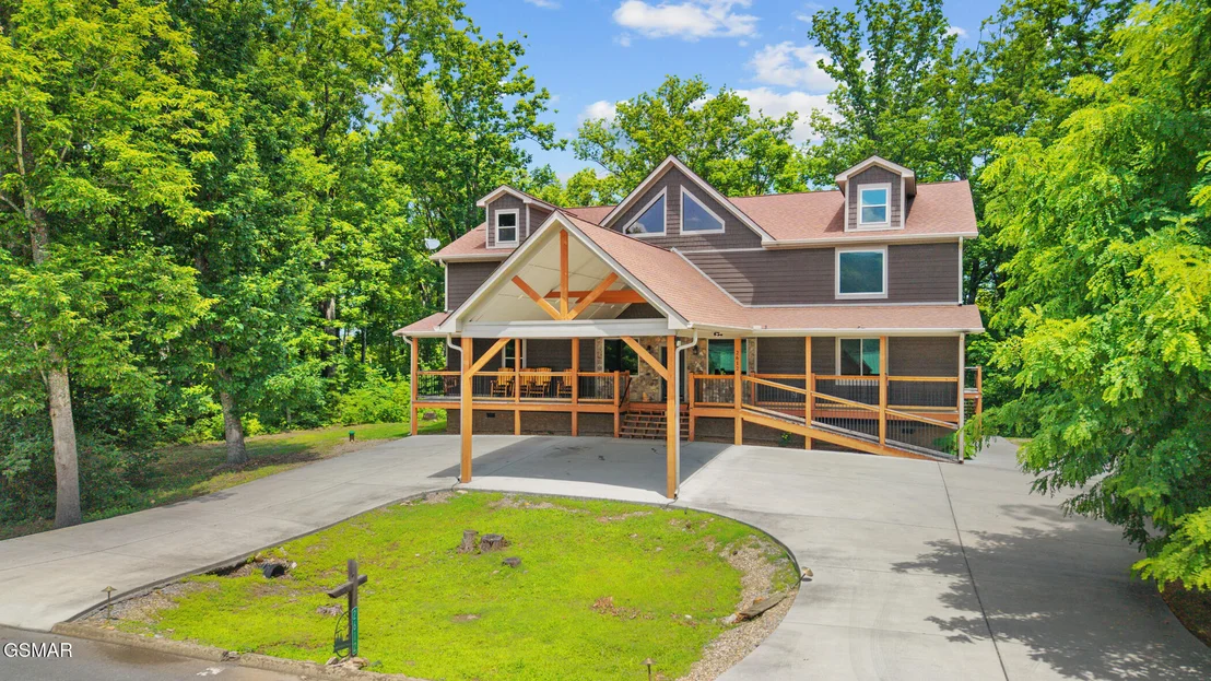 Photo of 2612 Cloud View Drive