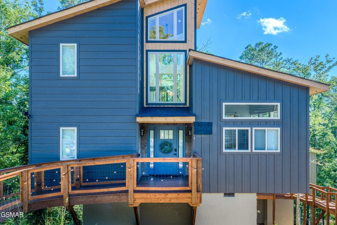Photo of Unit UNIT4 at 2385 Forge Hideaway Loop