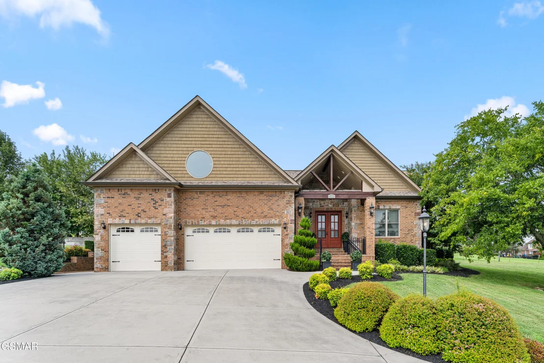 Photo of 2399 McCleary Road