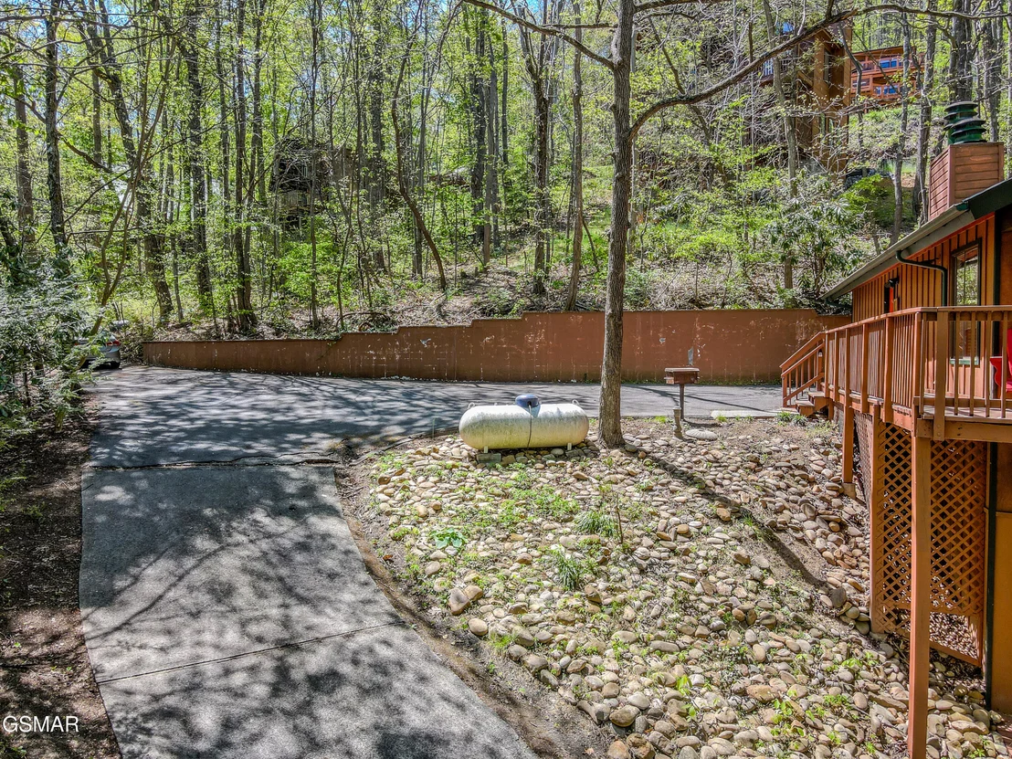 Photo of 913 Echo Place