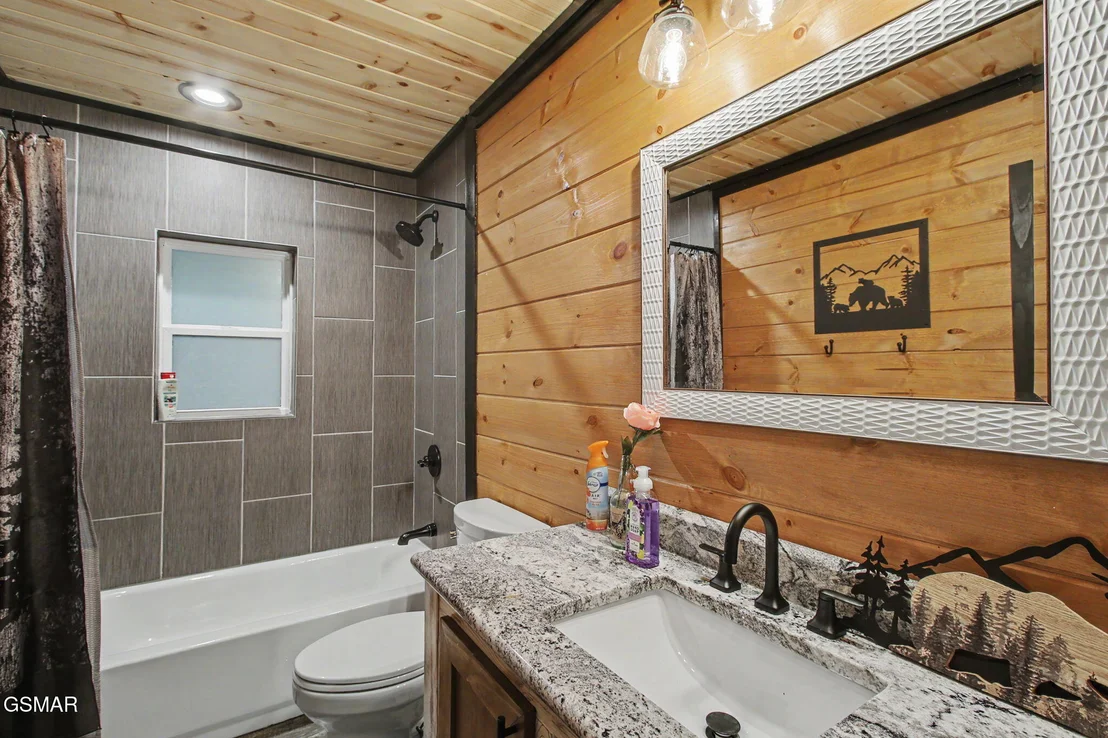 Photo of 3547 Sugar Maple Loop Road