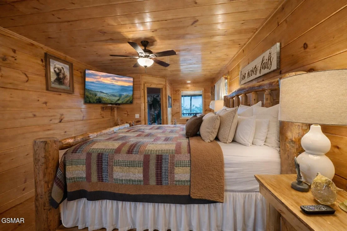 Photo of 2251 Red Bud Road