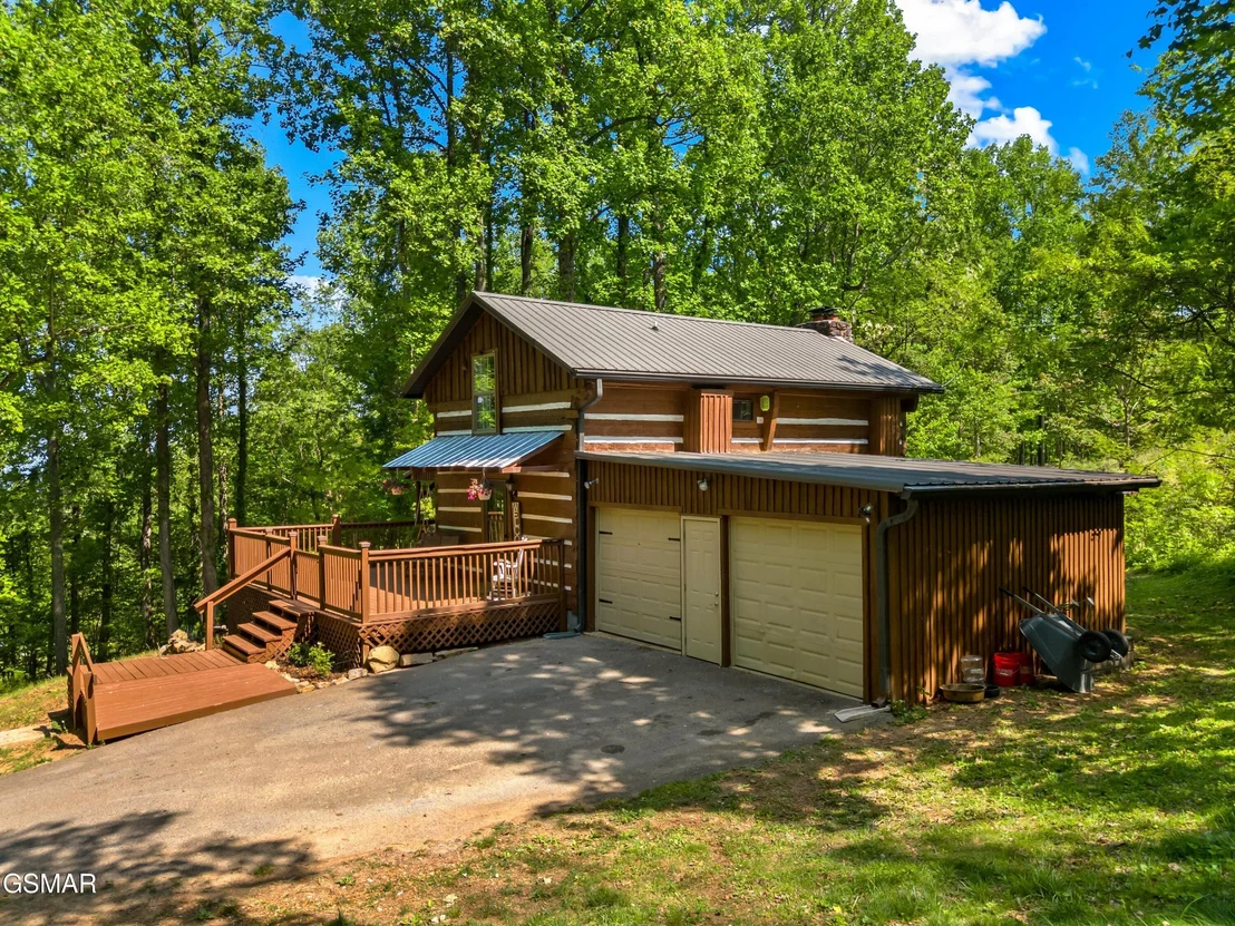 Photo of 874 Layman Drive