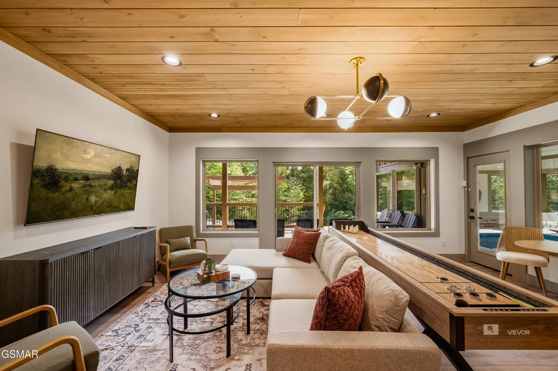 Photo of 3839 Revetta Circle