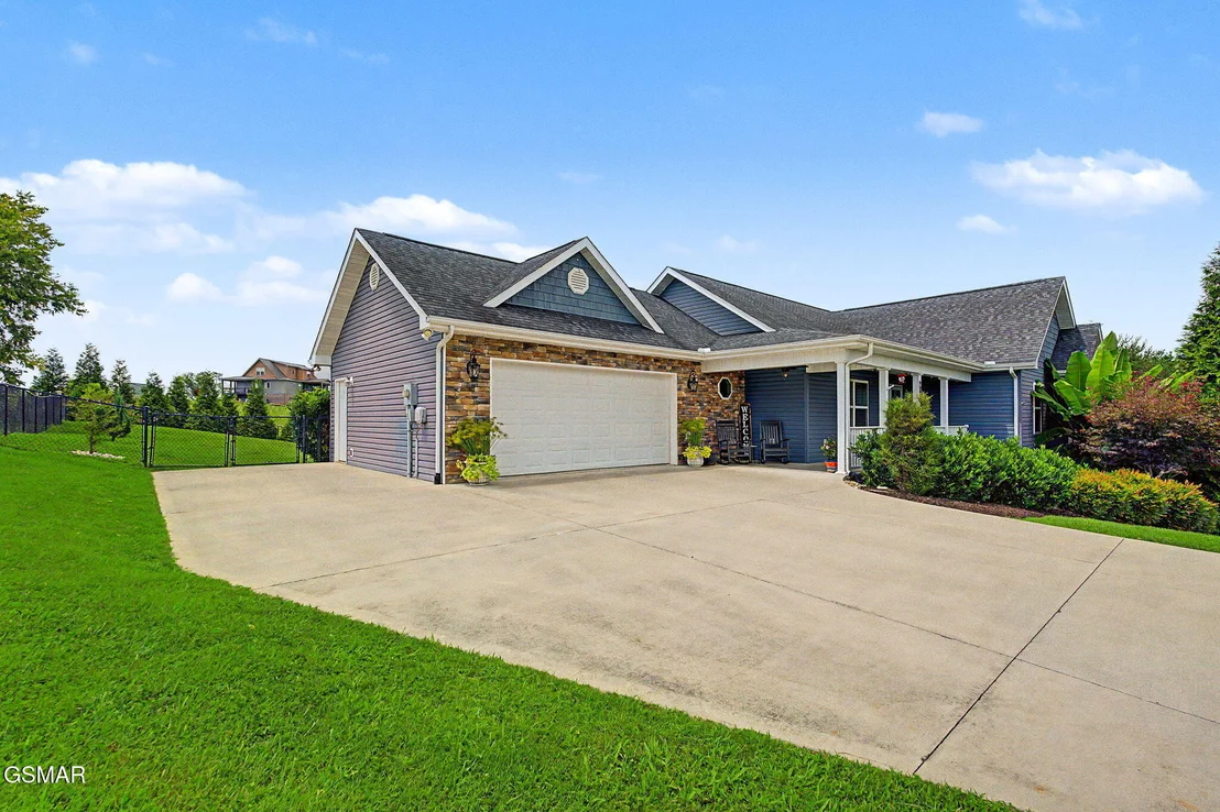 Photo of 834 Wehali Trail