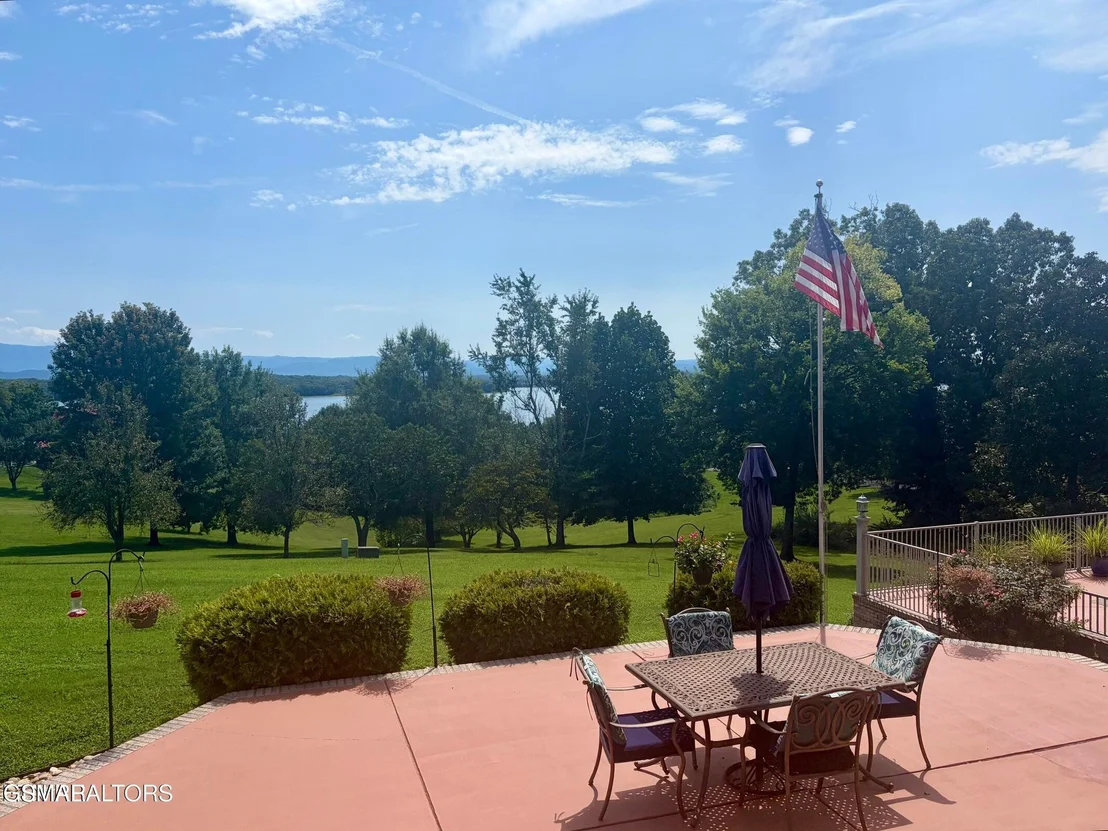 Photo of 849 Pinnacle Drive