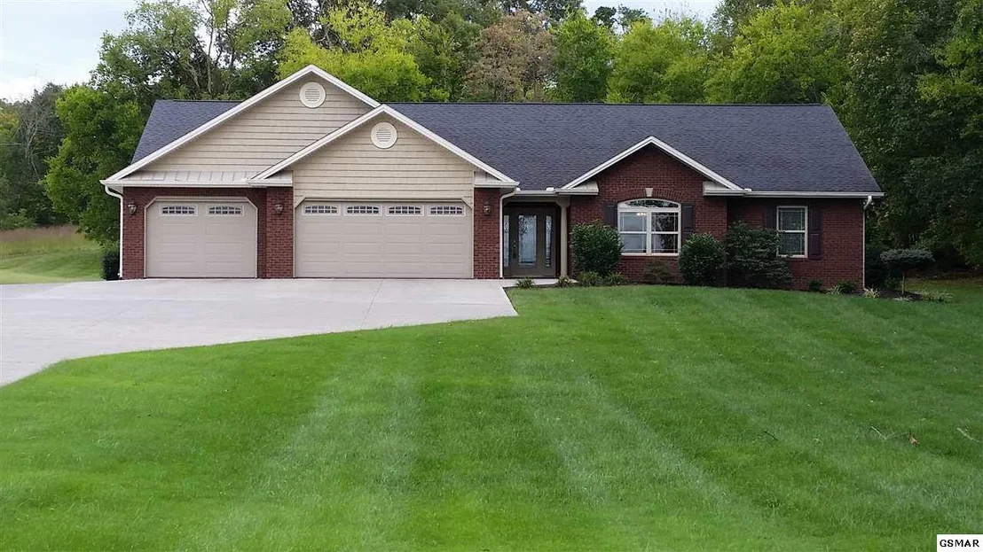 Photo of 225 Piney Road