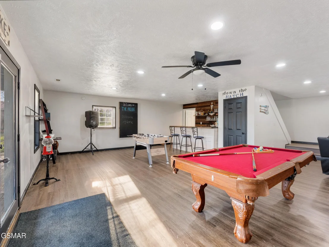 Photo of 1033 Sunset View Road