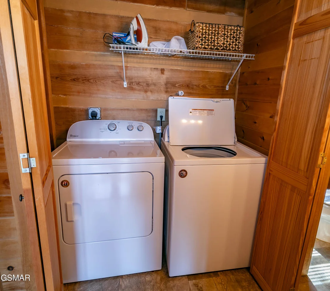Photo of 3059 Perry Circle & Lot 11 Lane