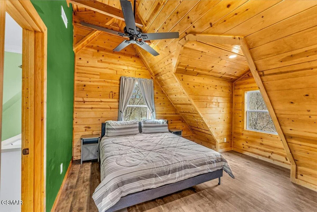 Photo of 2321 Willow Lane