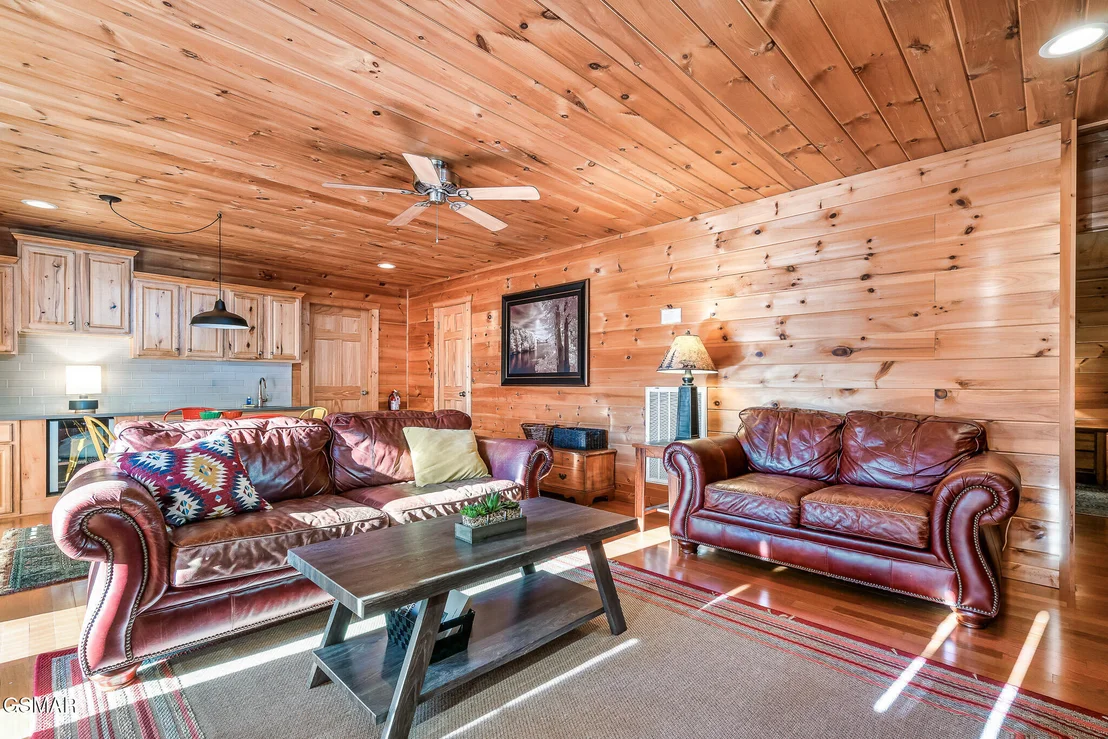 Photo of 2607 Sunset Circle