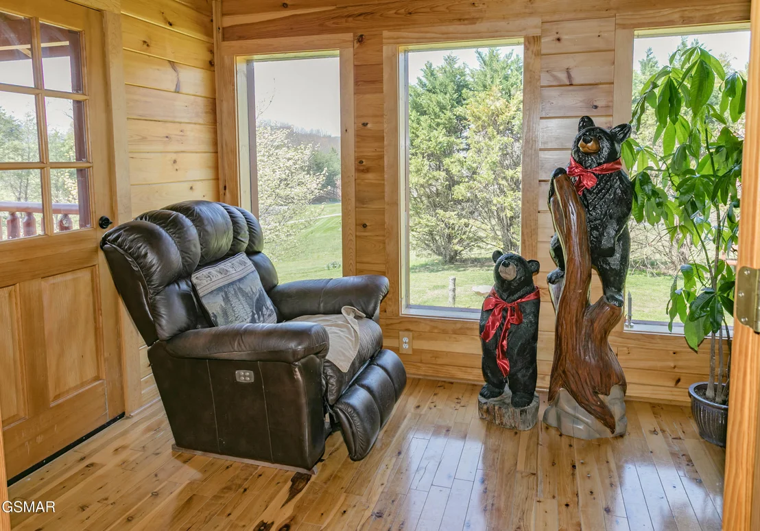 Photo of 3385 Clear Valley Drive