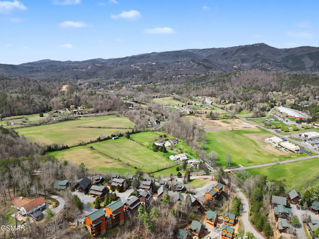 Photo of 1723 Summit View Way