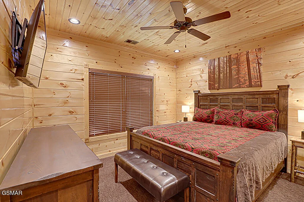 Photo of 3227 Mayes Loop Road