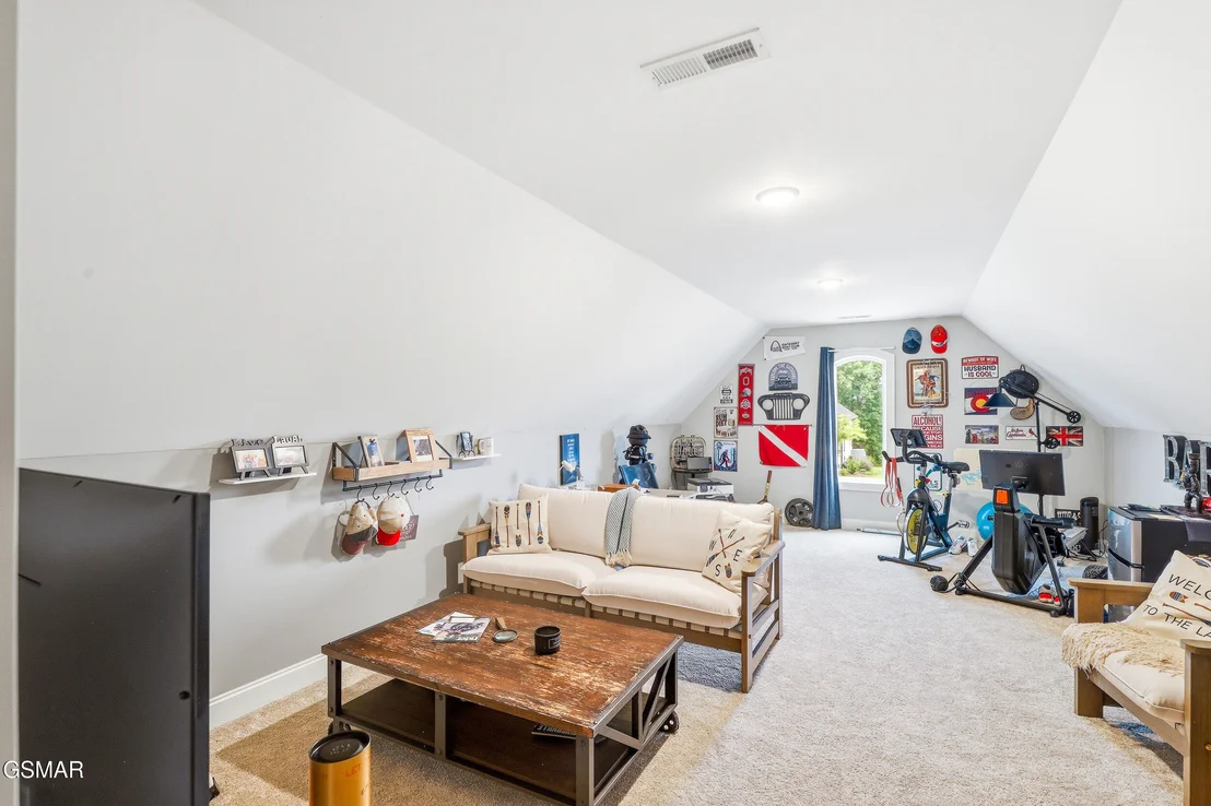 Photo of 705 Waters Edge