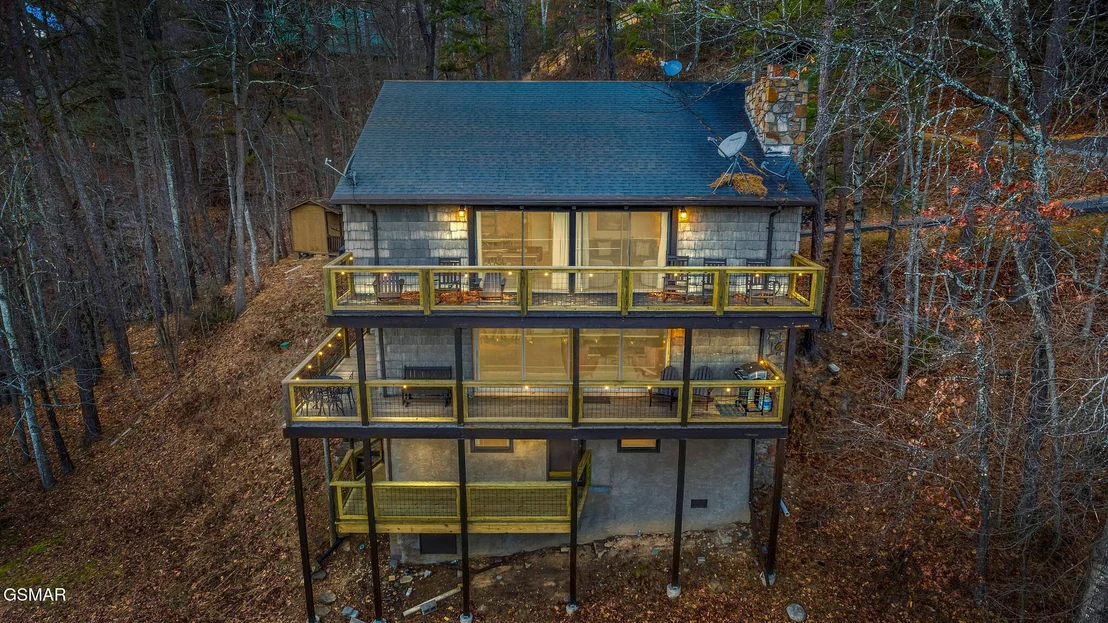 Photo of 2758 Overholt Trail