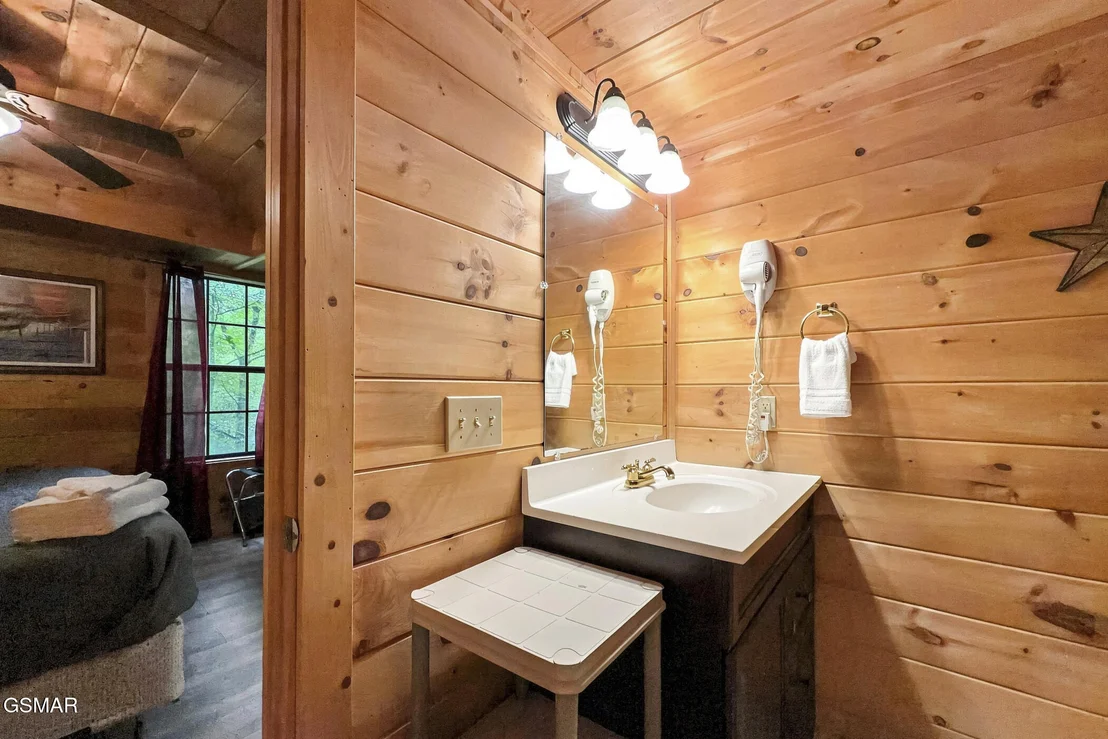Photo of 2416 Balsam Circle