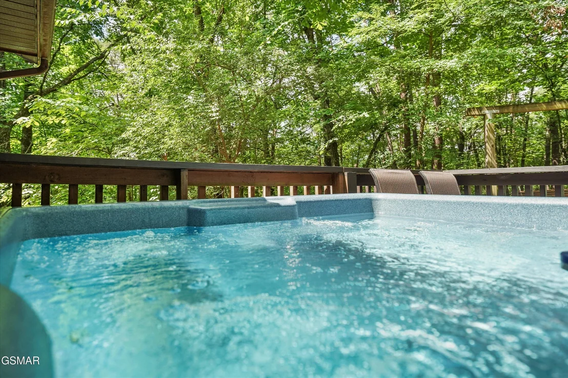 Photo of 615 Iron Mountain Road