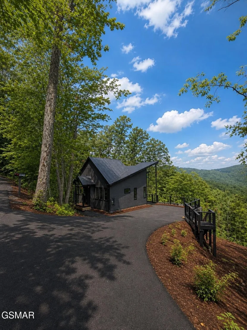 Photo of 4076 Ridgeback Lane