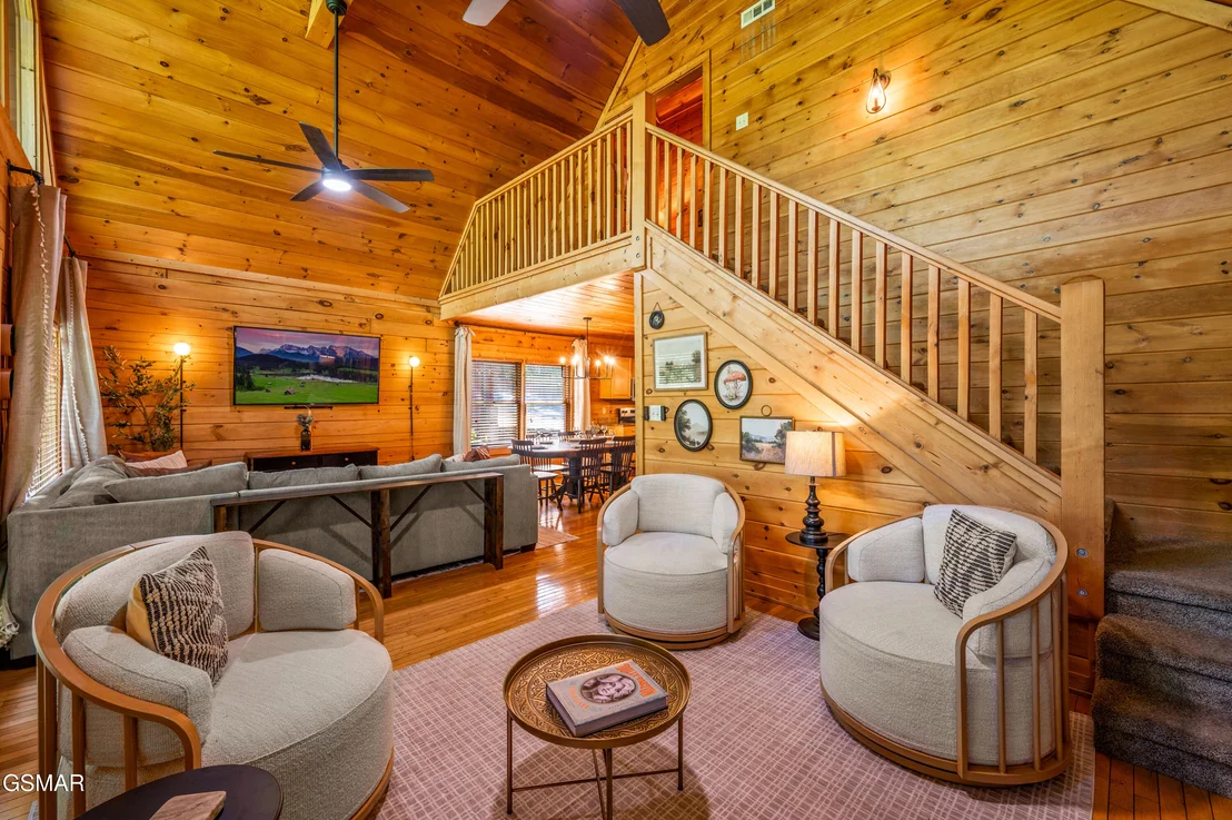 Photo of 737 Chickasaw Gap Way