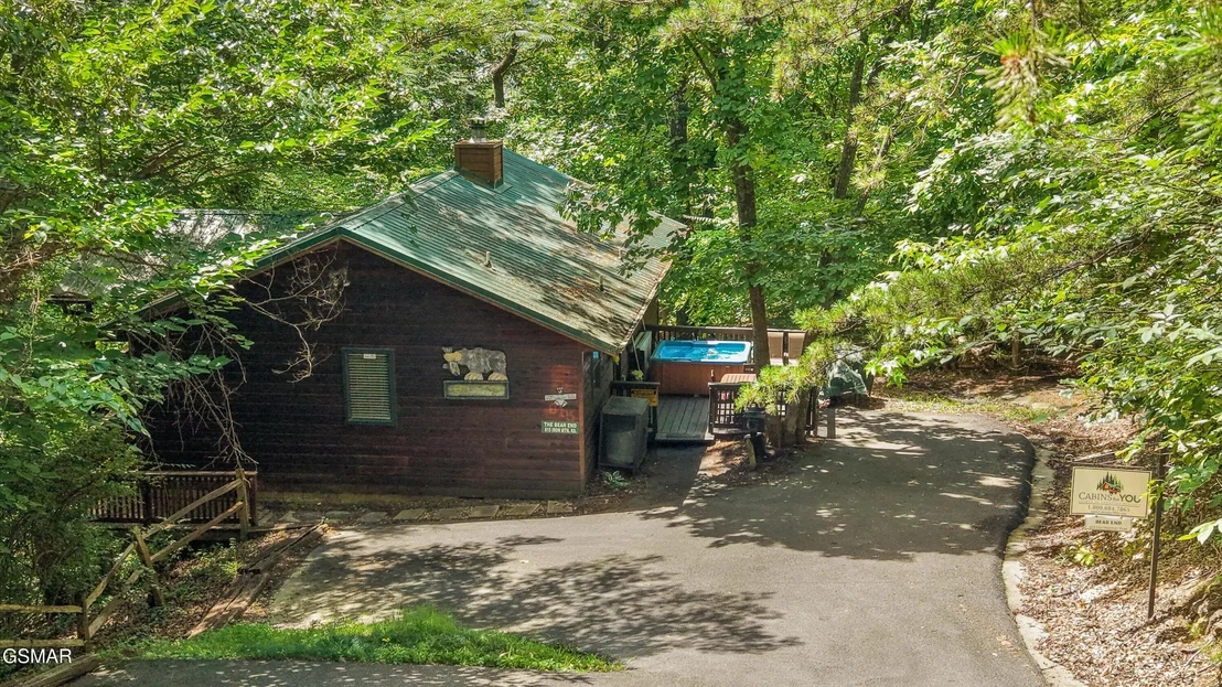 Photo of 615 Iron Mountain Road