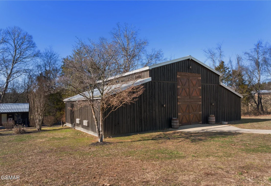 Photo of 740 Pollard Road