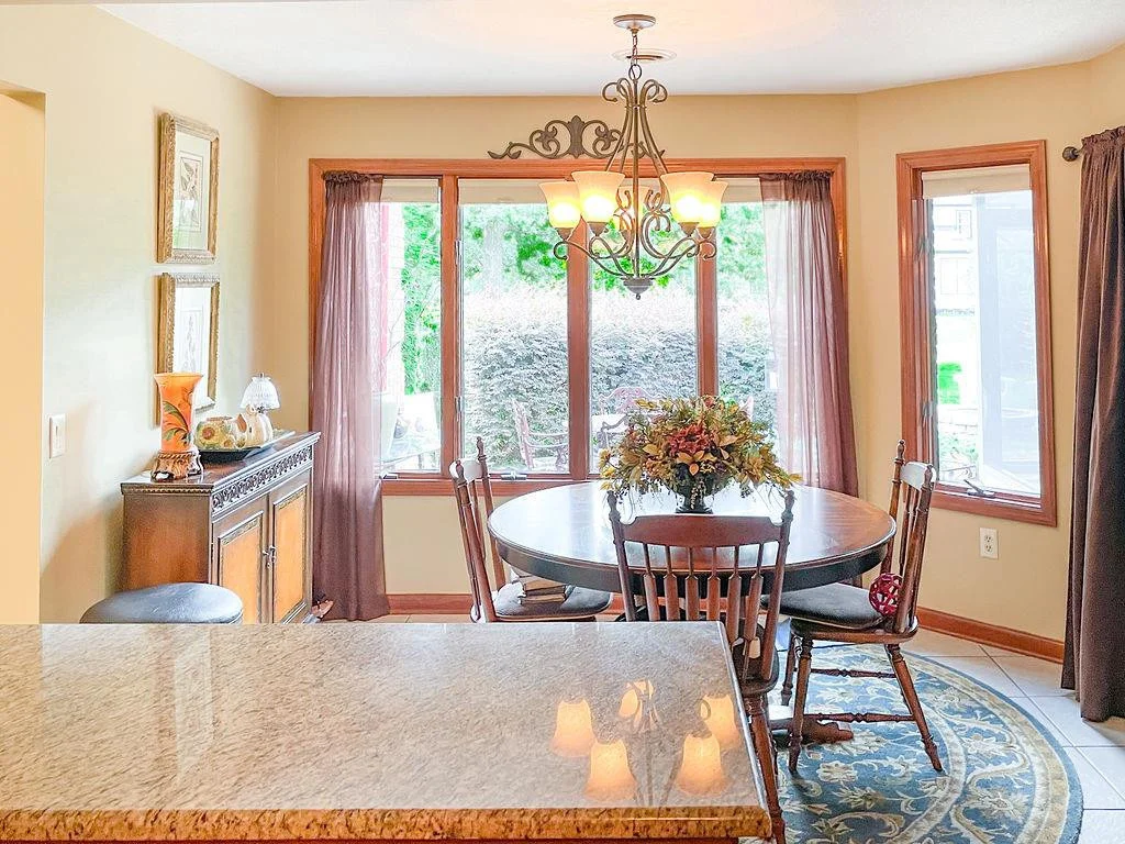 Photo of 1349 Beechview Drive