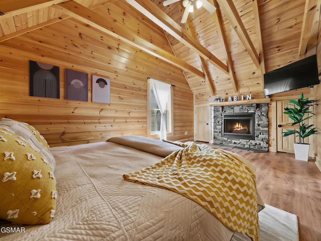 Photo of 1723 Summit View Way