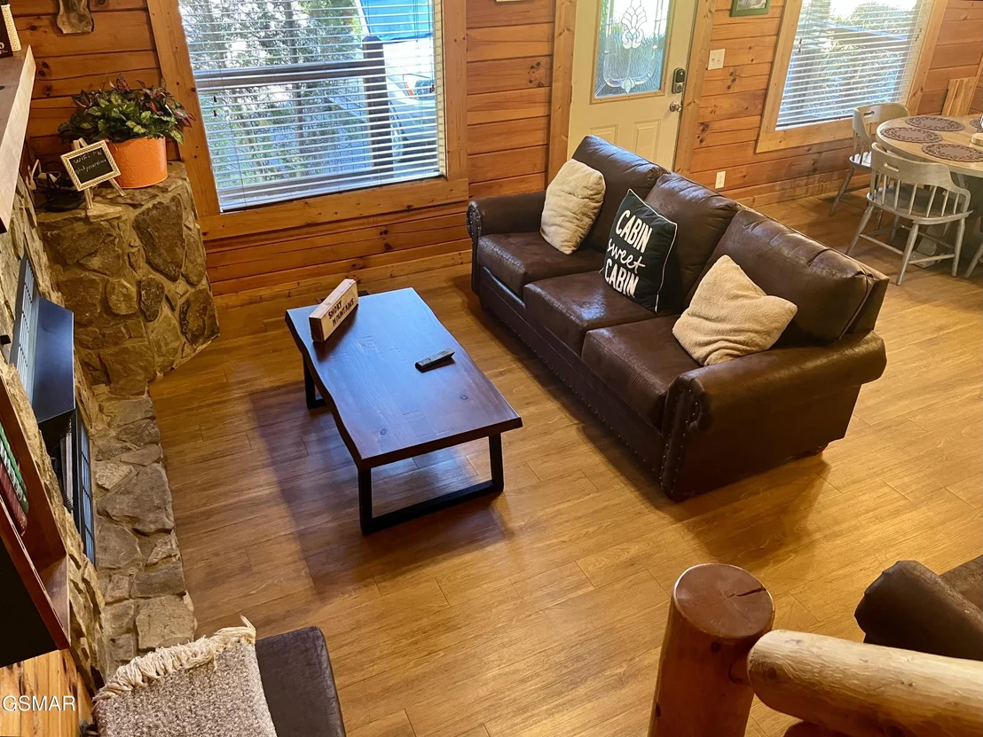 Photo of 1653 Little Cabin Loop