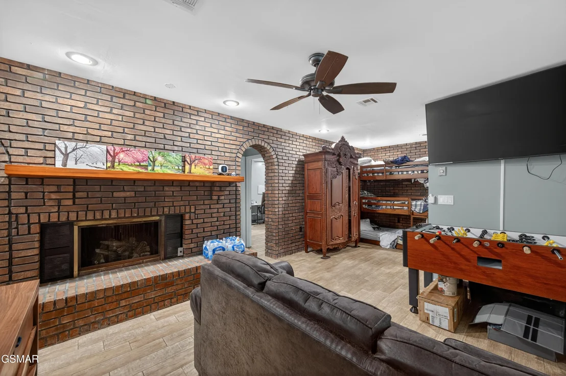 Photo of 2315 Headrick Lead