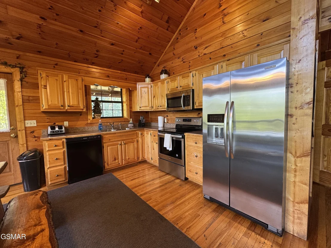 Photo of 2409 Walnut Cove Way