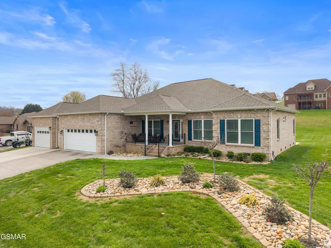Photo of 1410 River Run Circle