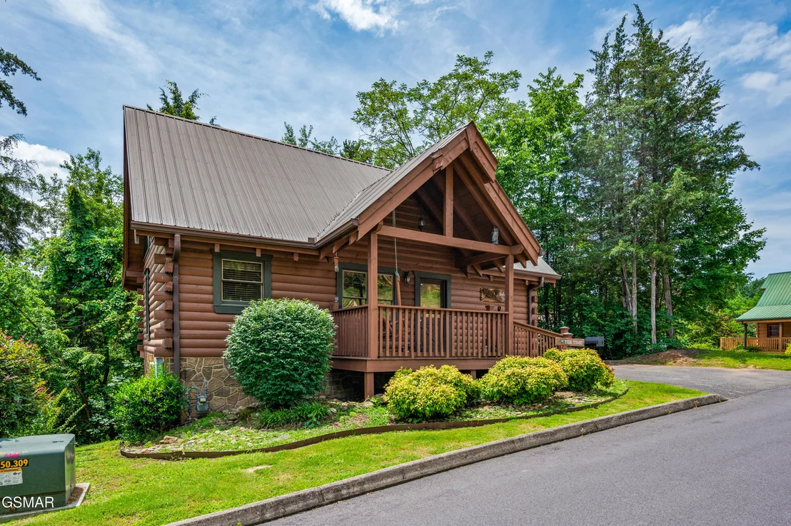 Photo of 242 Alpine Mountain Way