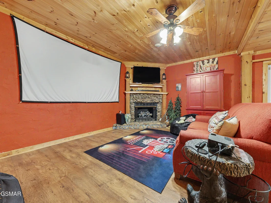 Photo of 714 Shell Mountain Road