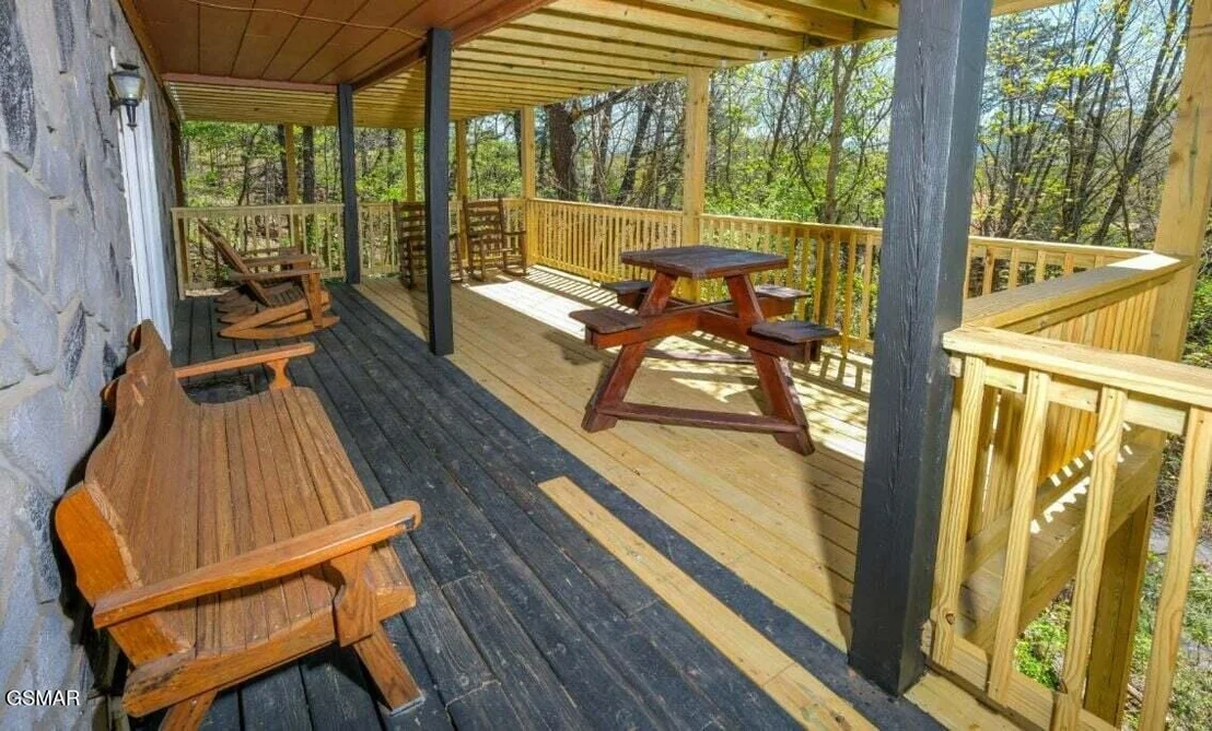 Photo of 623 Iron Mountain Road