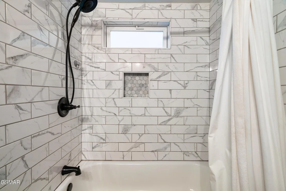 Photo of 732 Hardin Lane